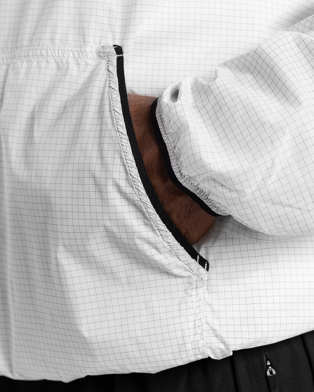 Genaro Oversized Windbreaker Hoodie - White