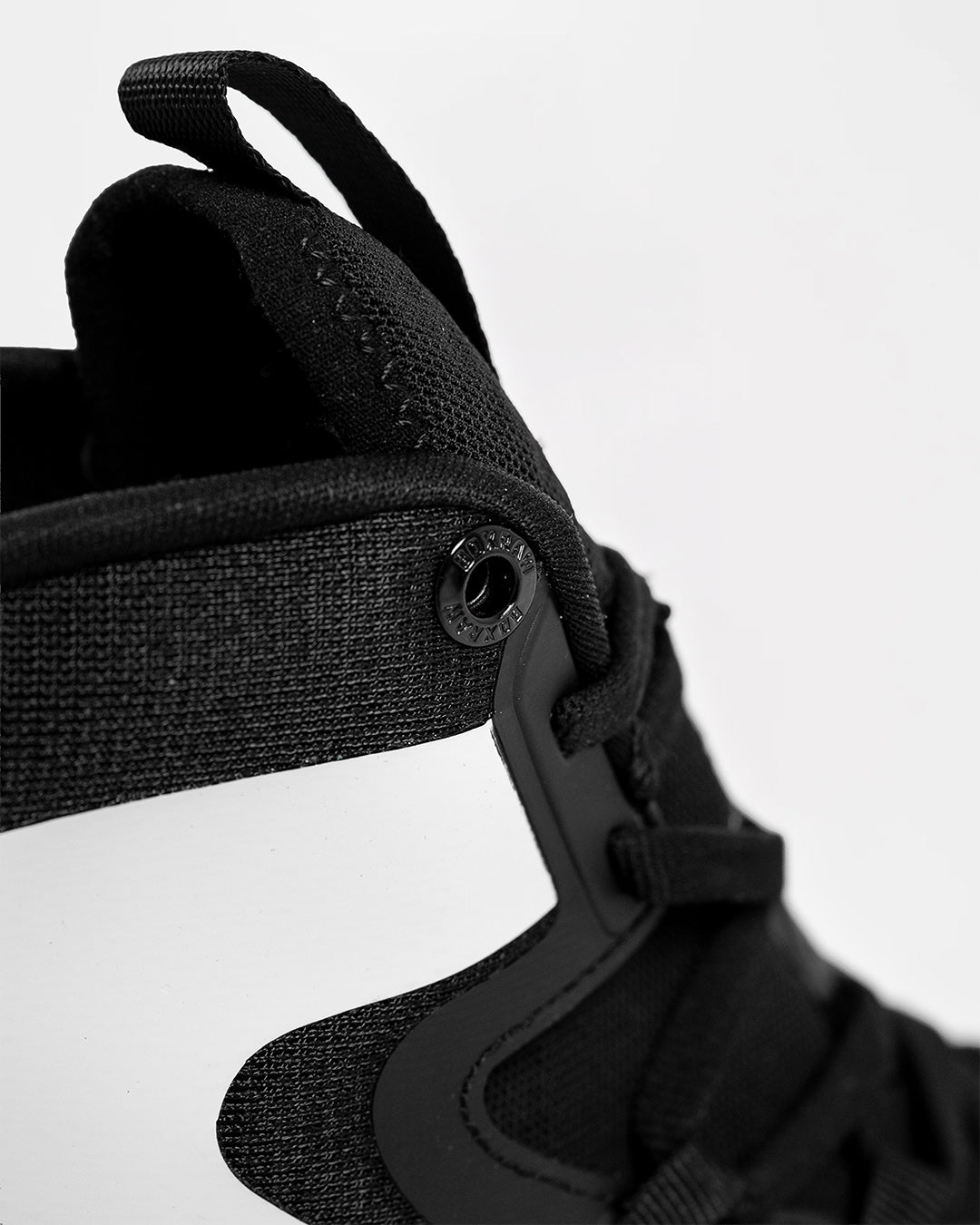 Impello 2.0 Boxing Boots - Black/White | BOXRAW